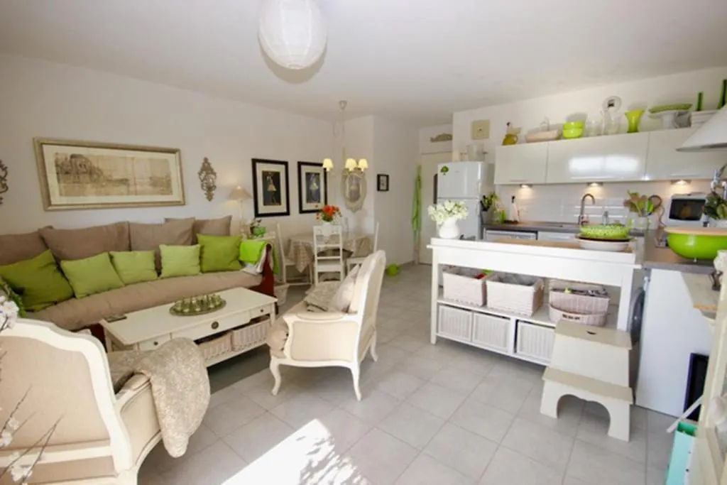 Apartement Beata In Provence, Golf Pont Royal Mallemort Apartment
