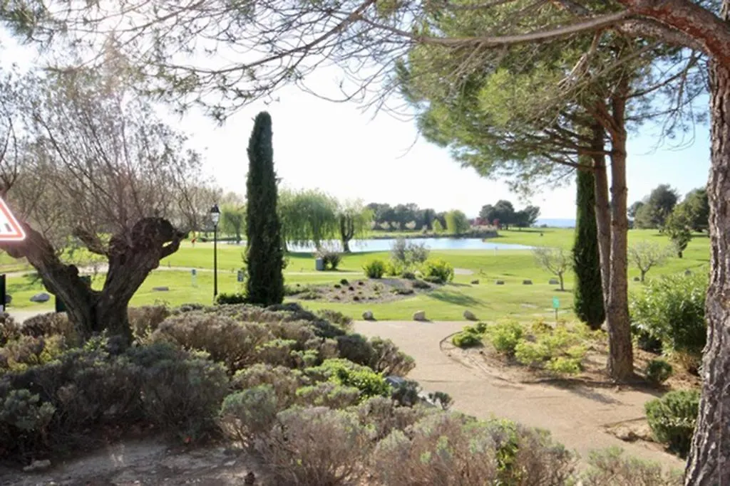 Apartement Beata In Provence, Golf Pont Royal Mallemort 0*,  France