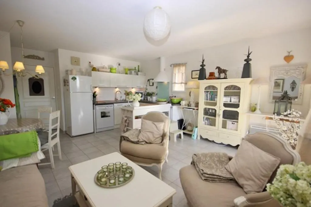 Apartment Apartement Beata In Provence, Golf Pont Royal Mallemort