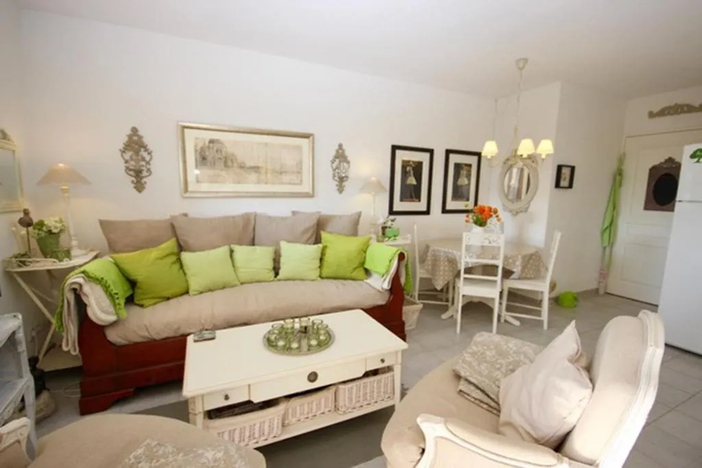 Apartement Beata In Provence, Golf Pont Royal Mallemort 0*,  France